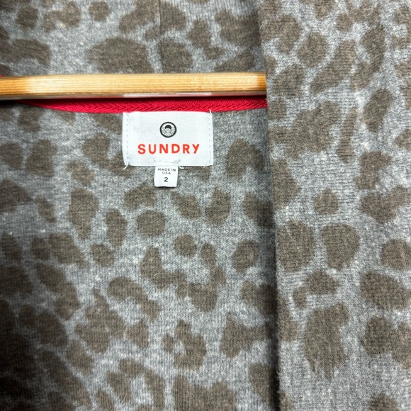 SUNDRY Leopard Print Cardigan Size 2/M - Picture 10 of 13